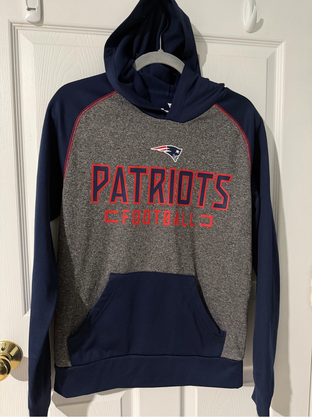 Patriots Football men’s size Small Hoodie - Navy and Gray
